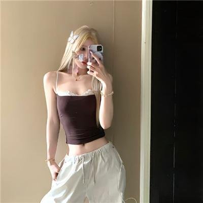 被偷听心声后冷宫小厨娘成团宠啦